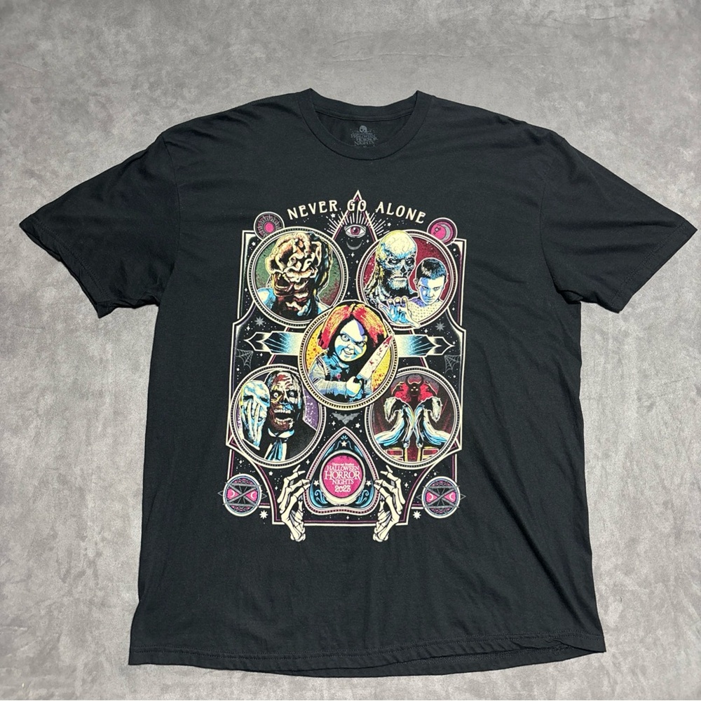 Universal Studios Halloween Horror Nights Adult Large 2023 Maze Collection